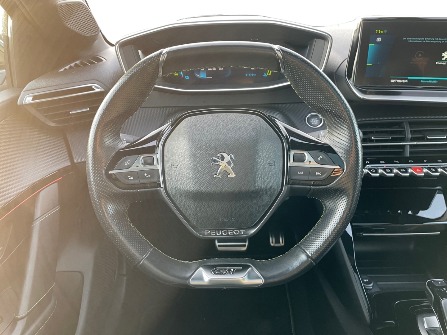 Peugeot 208 e-GT LED/NAVI/KAMERA/PANO+++