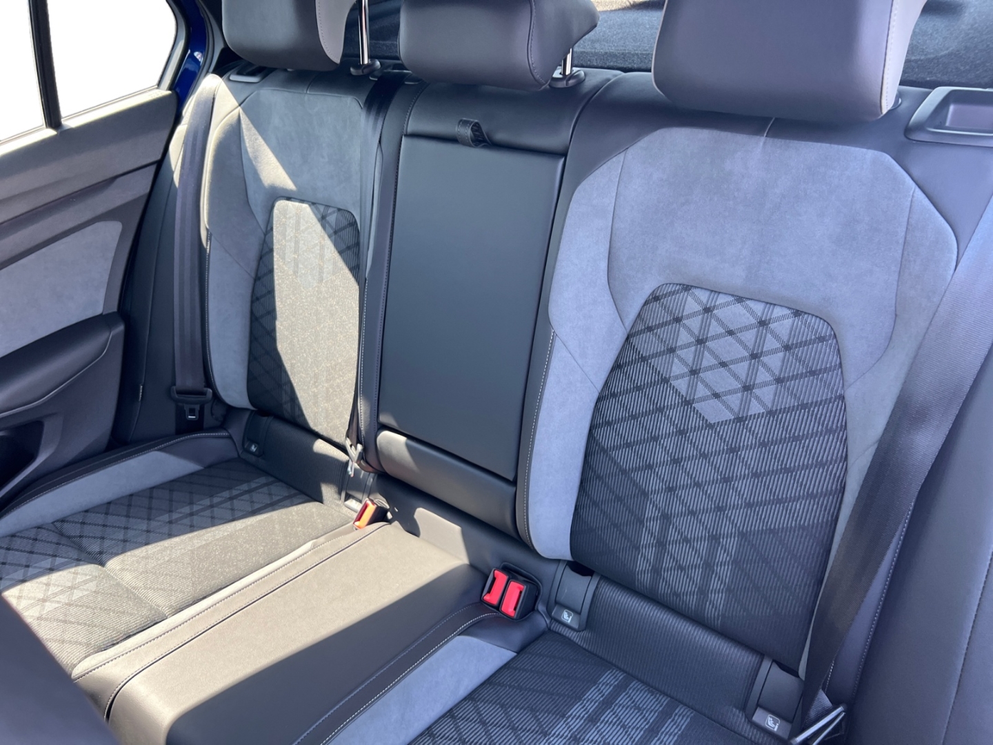 Volkswagen Golf R-Line 2.0