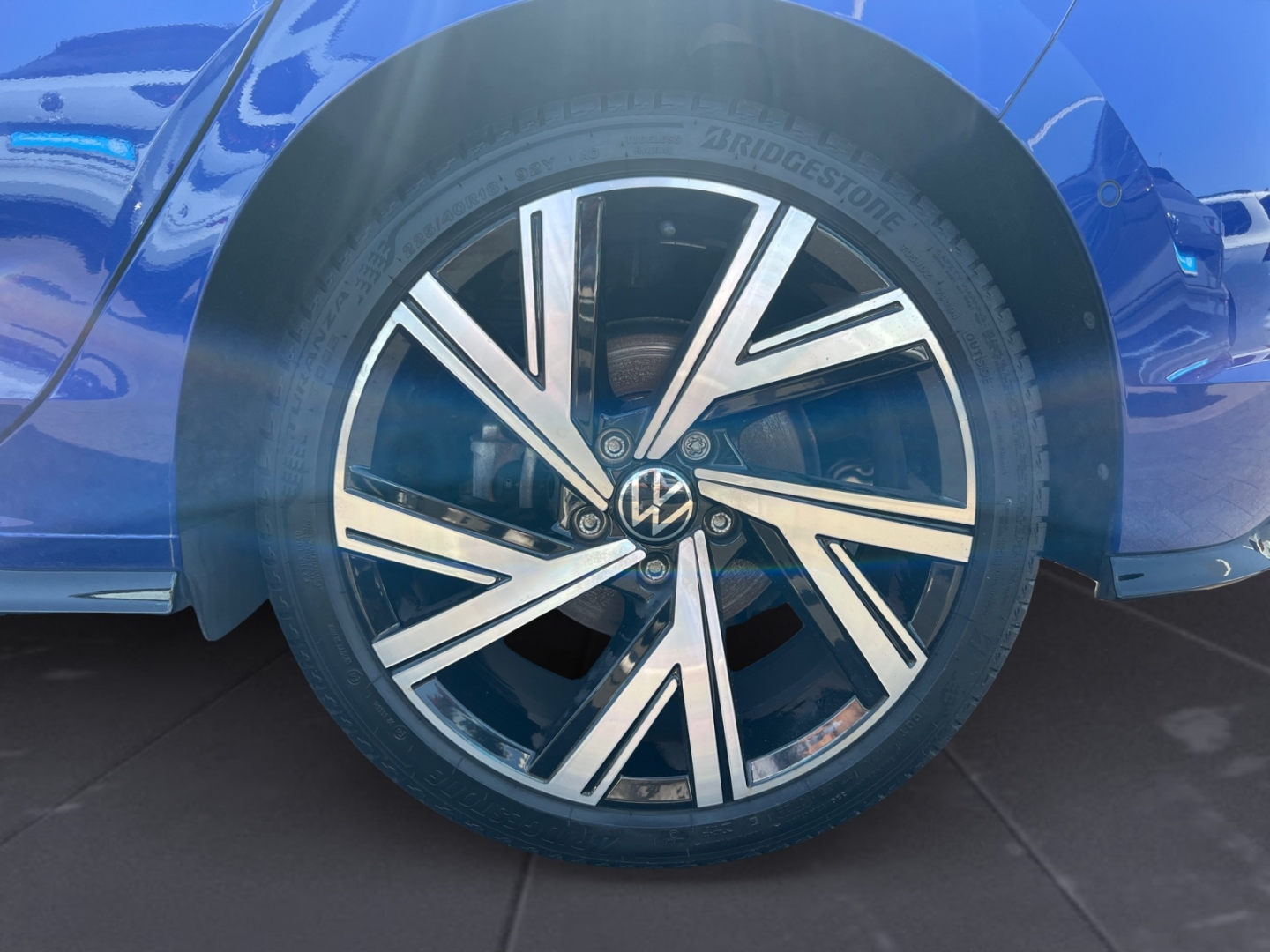 Volkswagen Golf R-Line 2.0