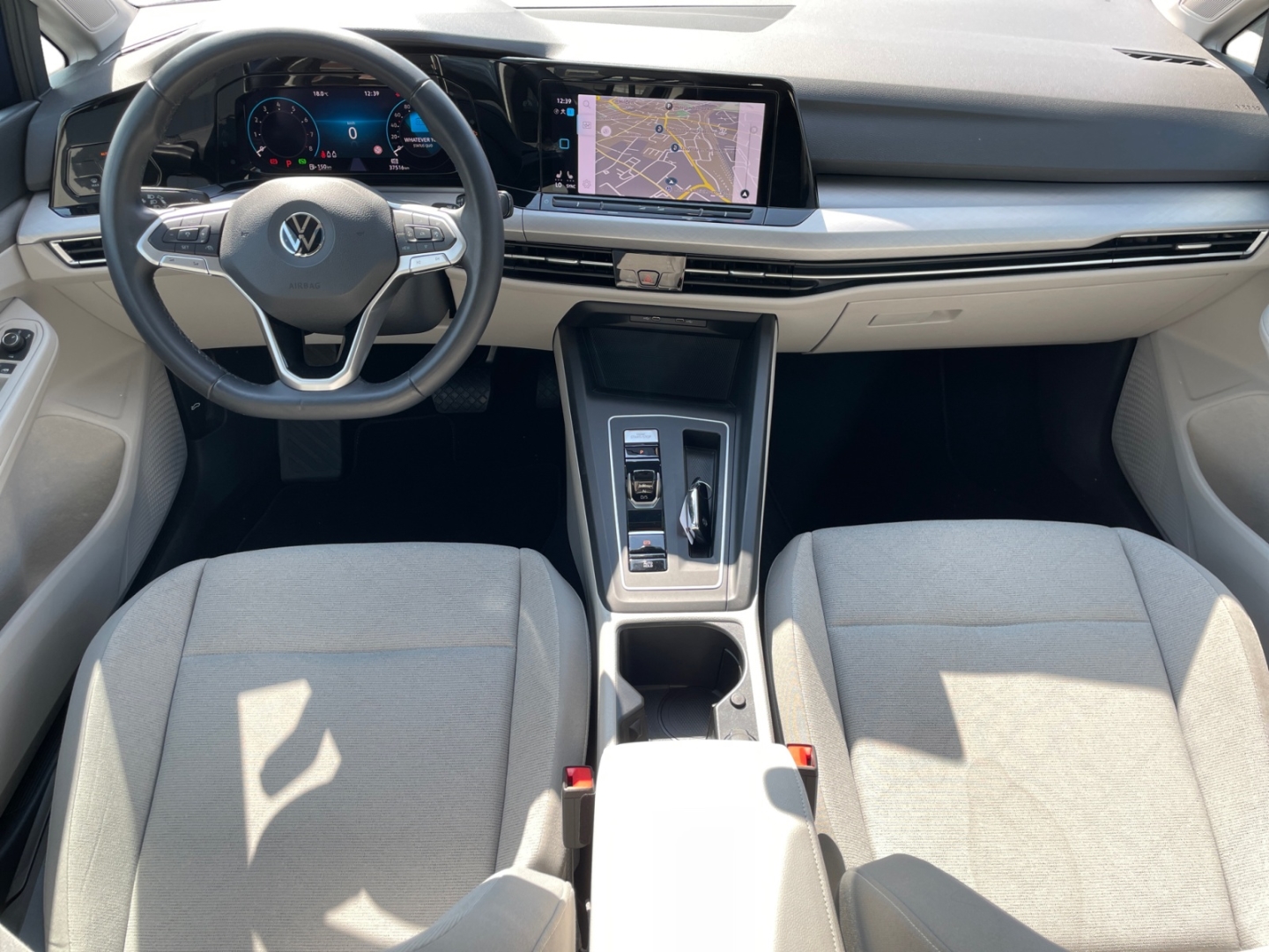 Volkswagen Golf 1.0 eTSI