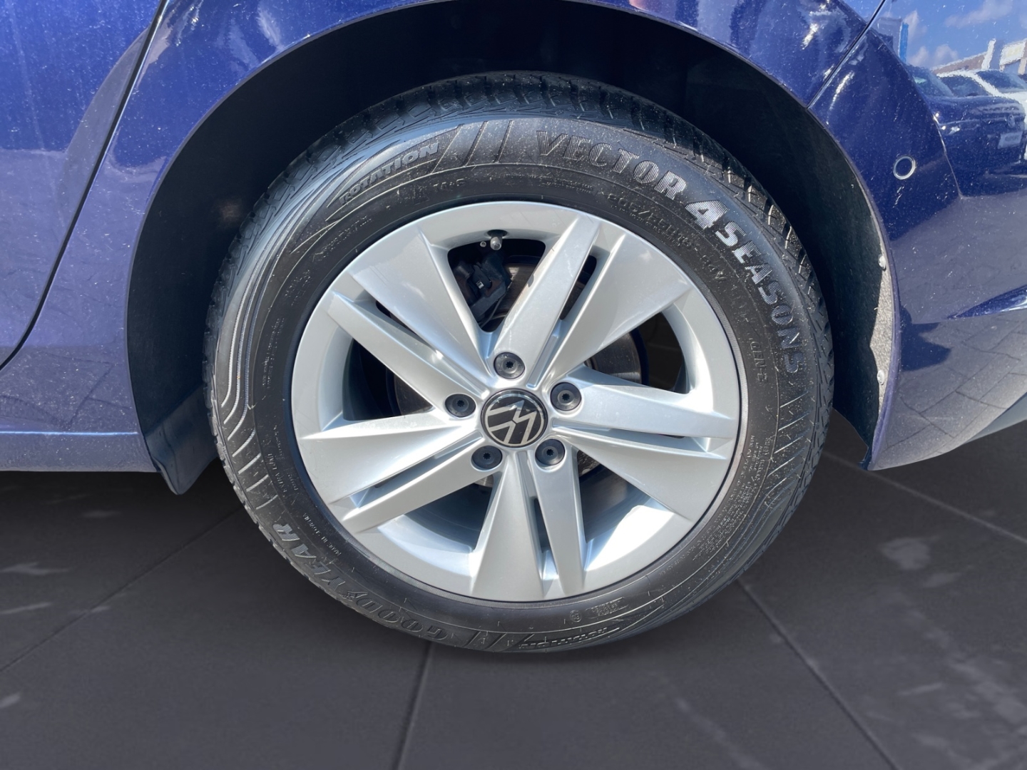 Volkswagen Golf 1.0 eTSI