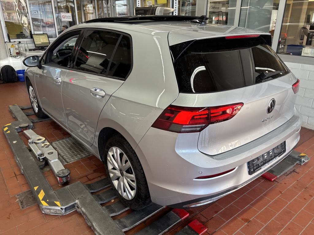 Volkswagen Golf 8 2.0