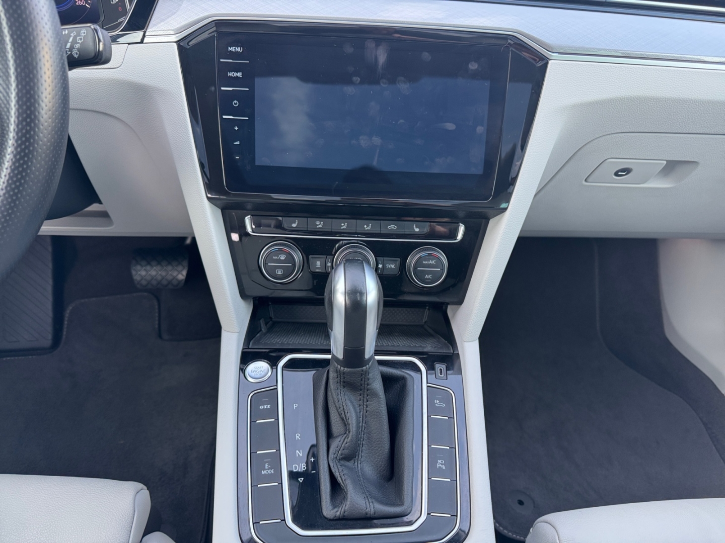 Volkswagen Passat Variant GTE