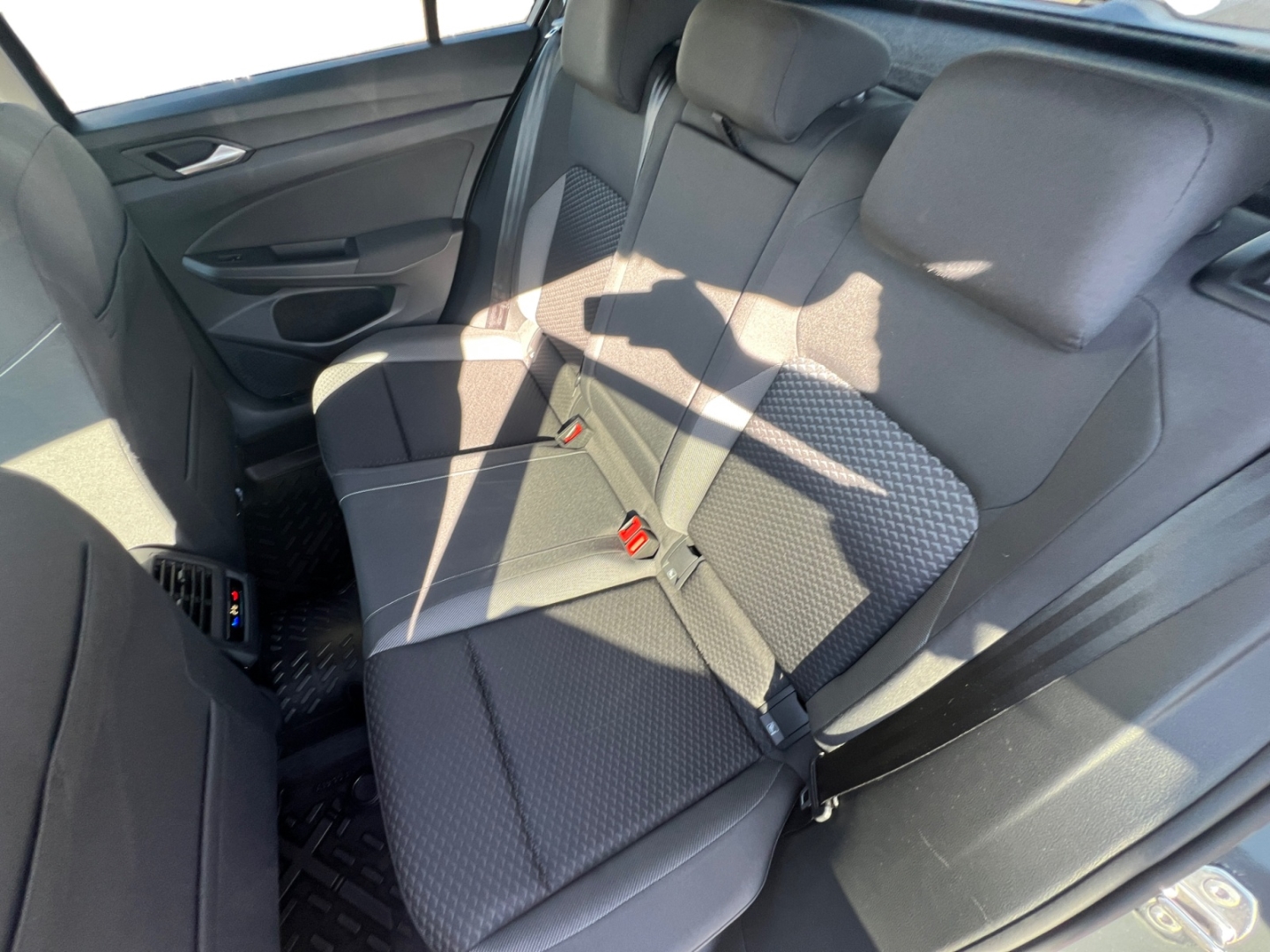 Volkswagen Golf 1.0 eTSI