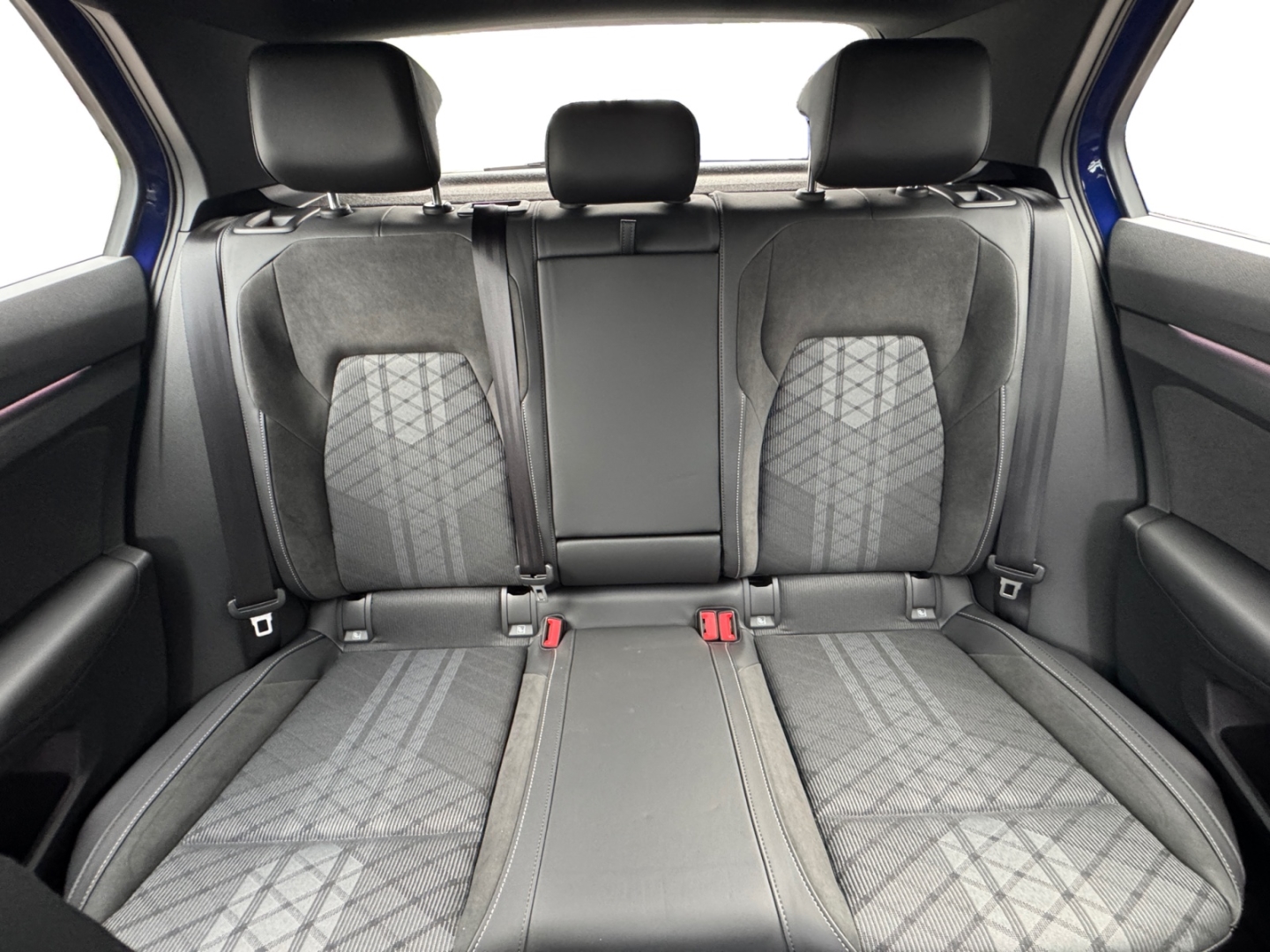 Volkswagen Golf R-Line 2.0