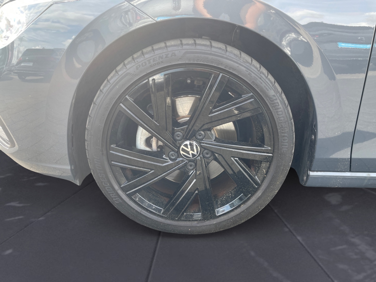 Volkswagen Golf 2.0 TSI