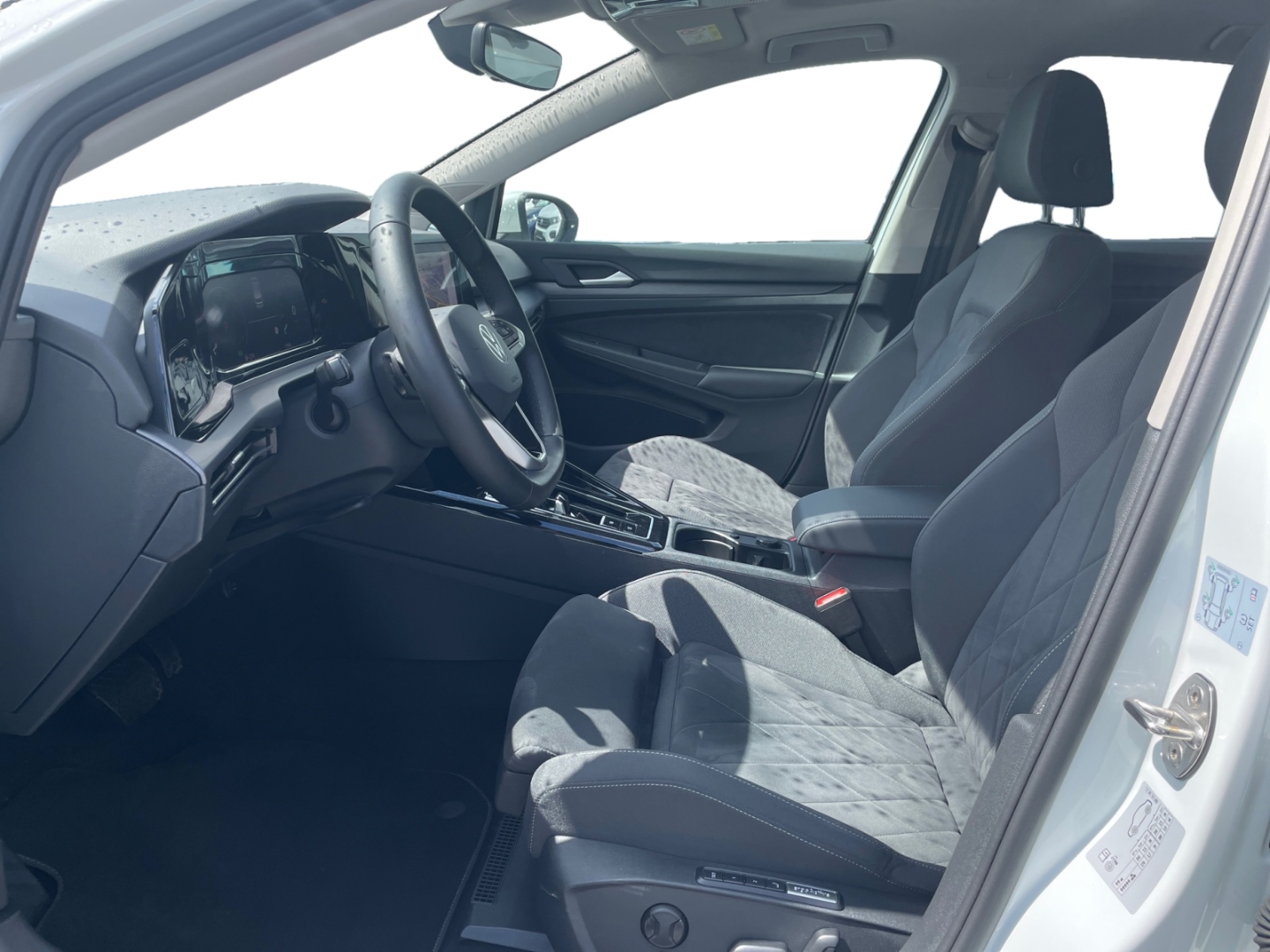 Volkswagen Golf 1.5 eTSI
