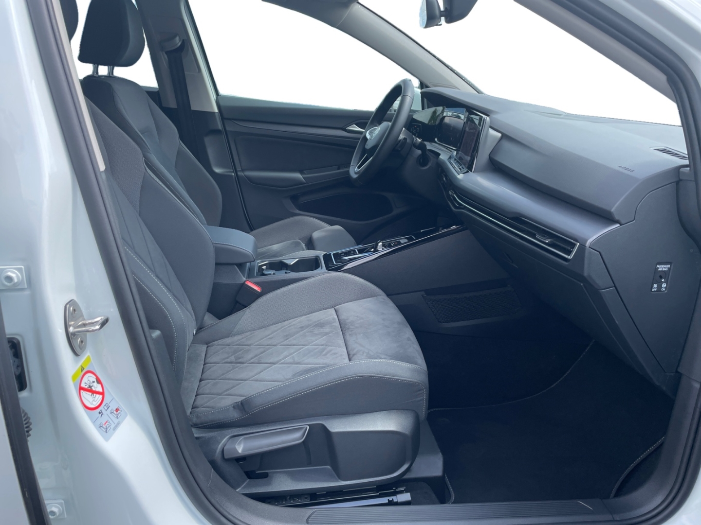 Volkswagen Golf 1.5 eTSI