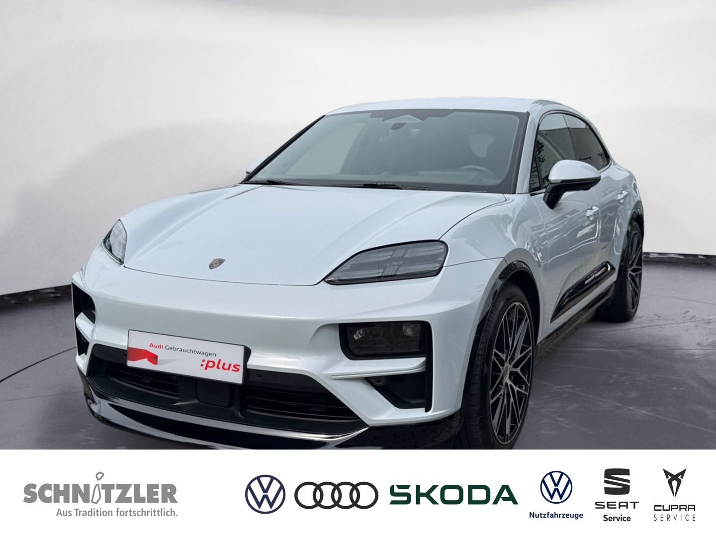 Porsche Macan Turbo Electric