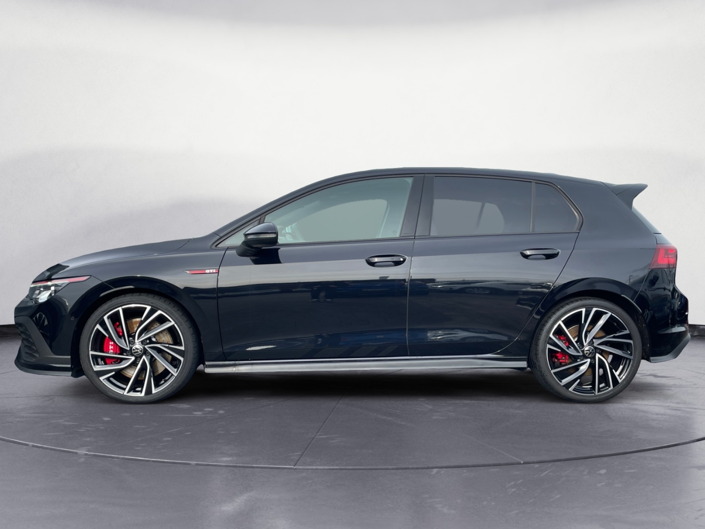 Volkswagen Golf GTI 8