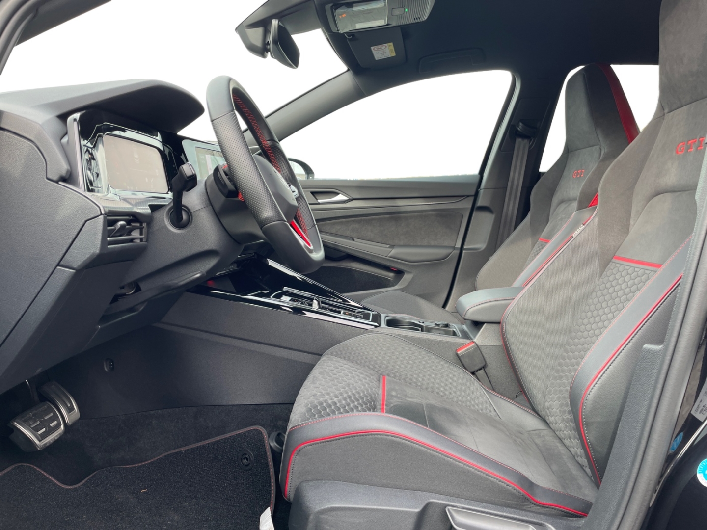 Volkswagen Golf GTI 8