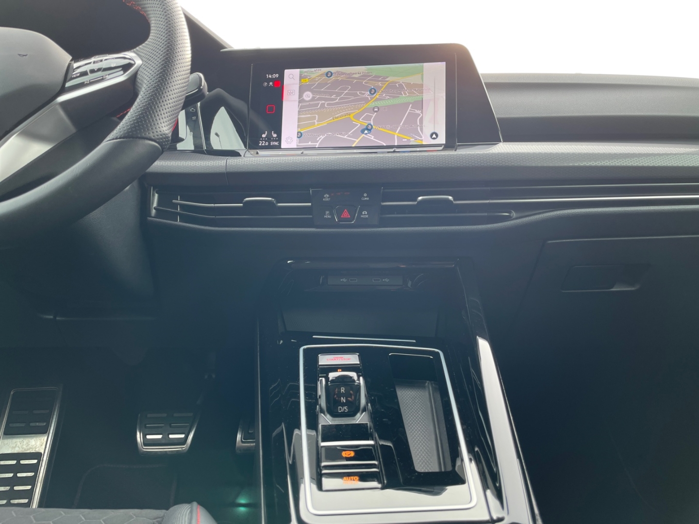 Volkswagen Golf GTI 8