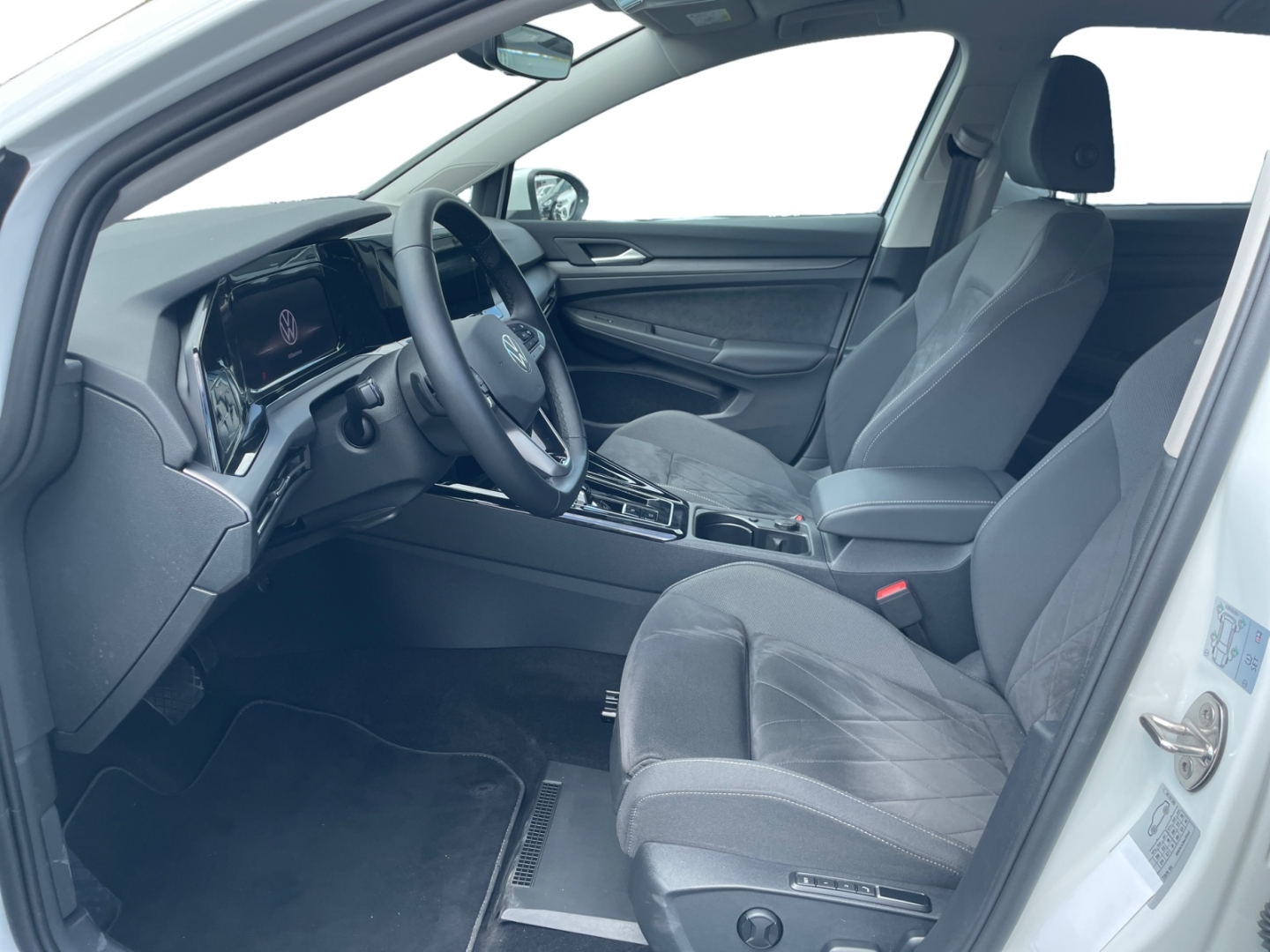 Volkswagen Golf 1.5 eTSI