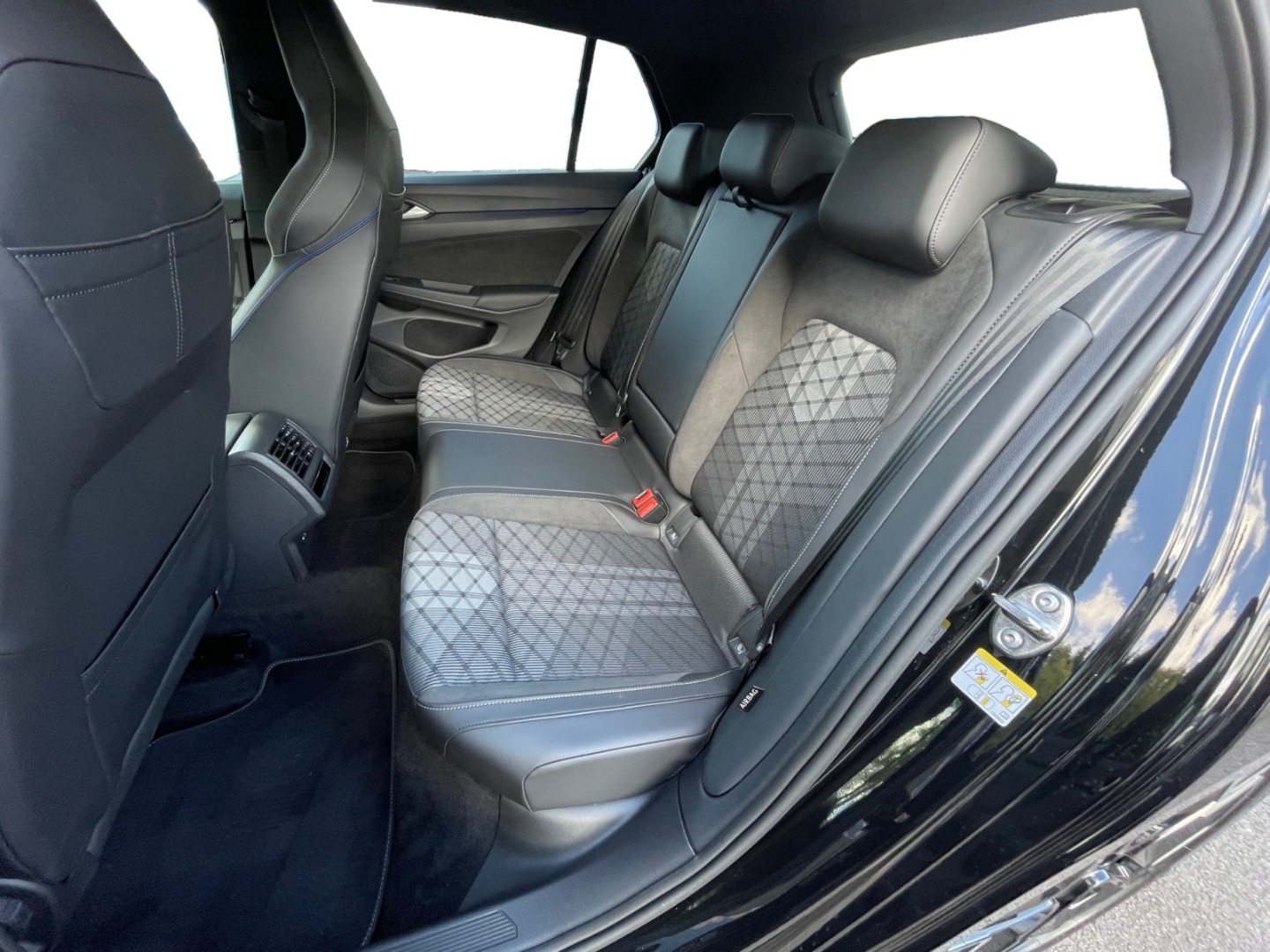 Volkswagen Golf R-Line 1.5