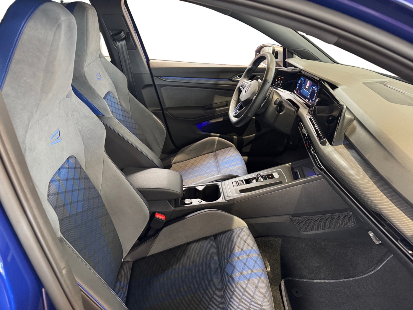 Volkswagen Golf R 2.0