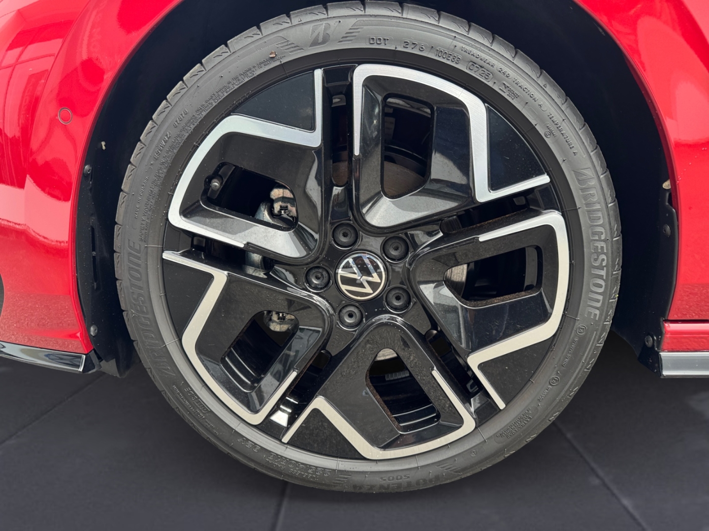 Volkswagen Golf R-Line 2.0