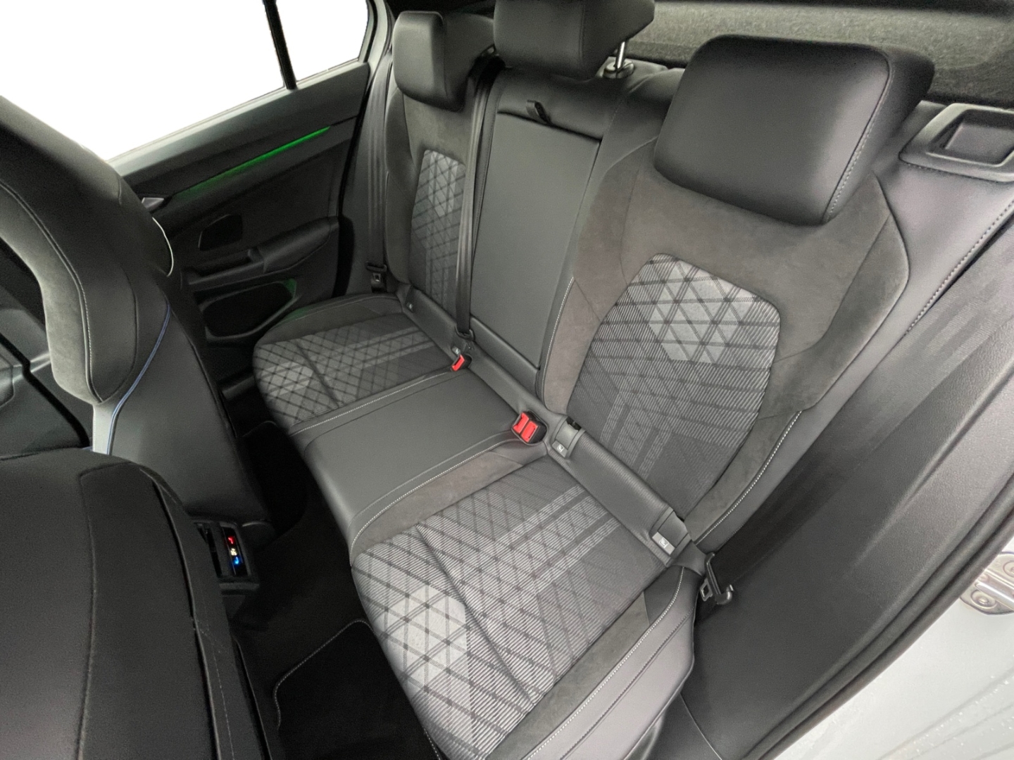 Volkswagen Golf R-Line 1.5