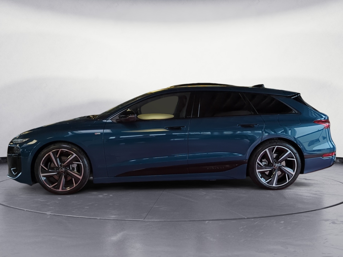 Audi A6 e-tron Avant