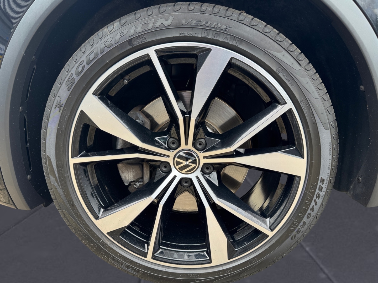 Volkswagen Tiguan R-Line 2.0