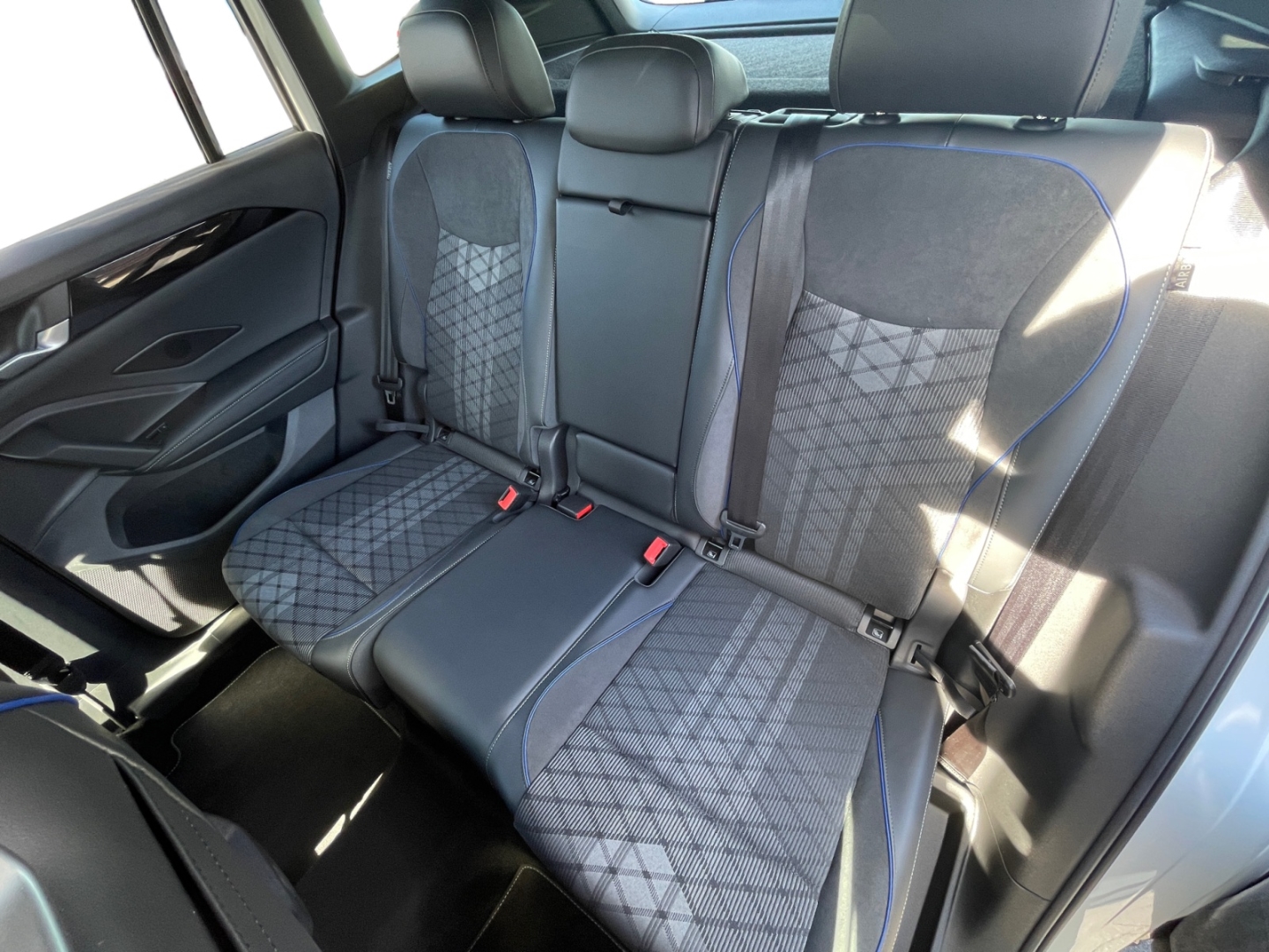 Volkswagen Tiguan R-Line 2.0