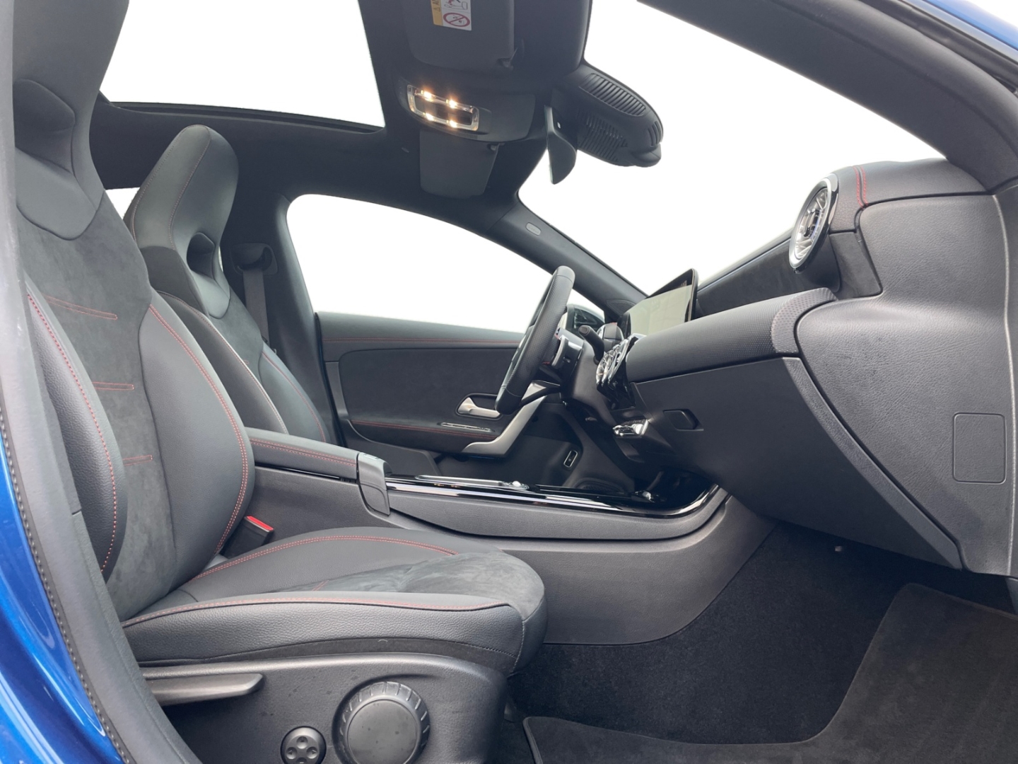 Mercedes-Benz CLA 250 4M