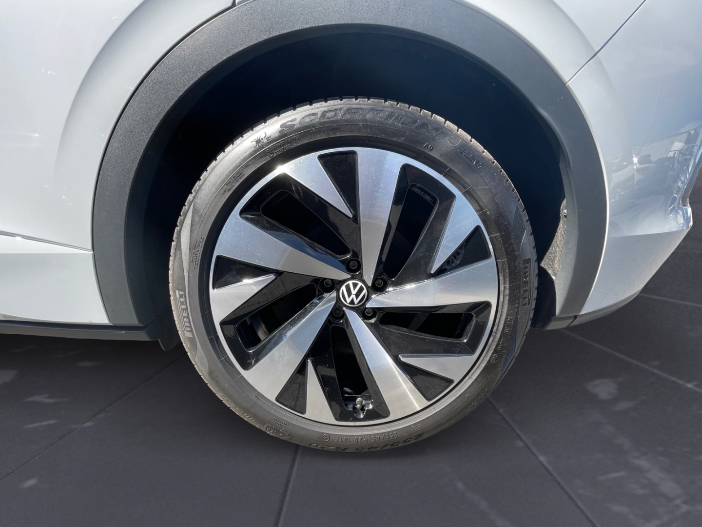 Volkswagen ID.5 Pro MATRIX/NAVI/KAMERA/WÄPU/APP+++