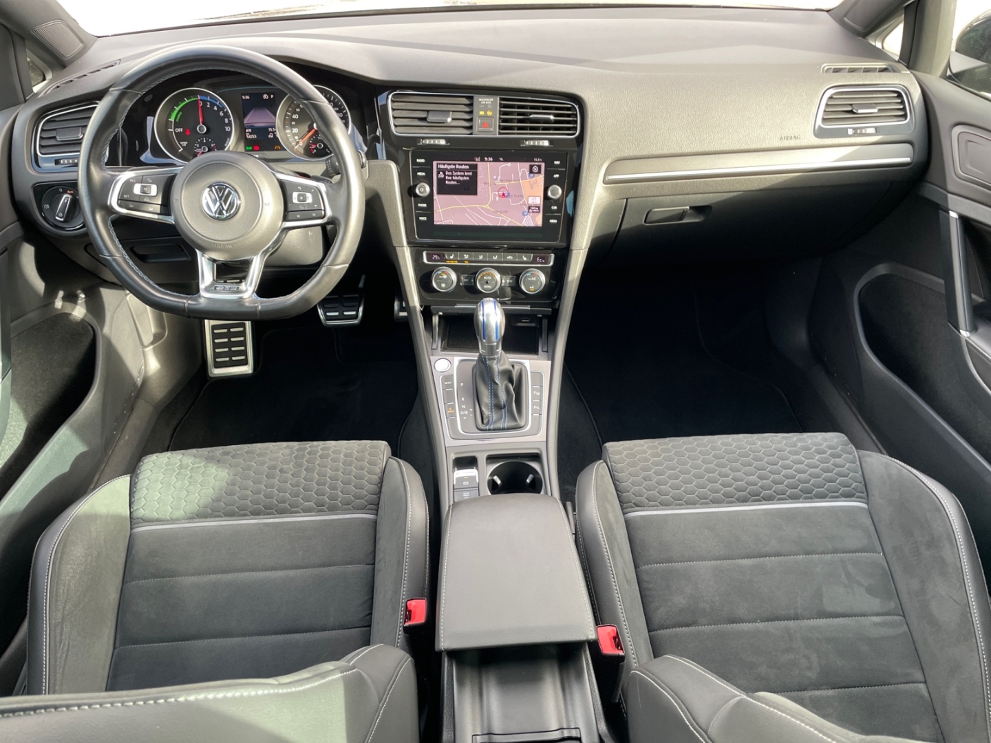 Volkswagen Golf VII GTE