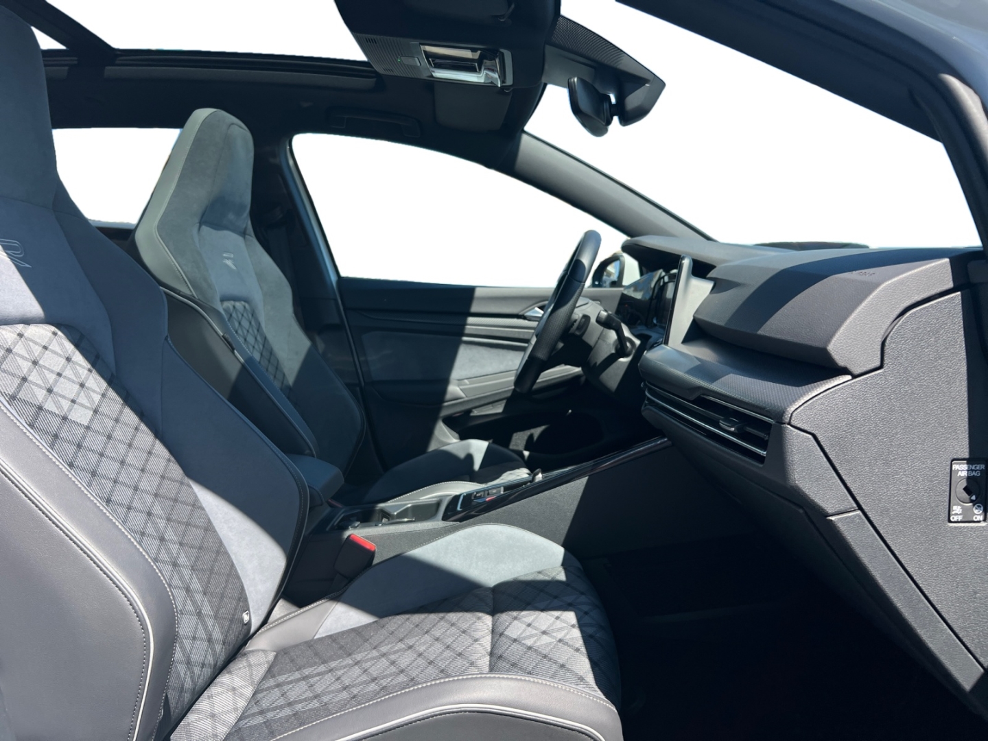 Volkswagen Golf Variant R-Line