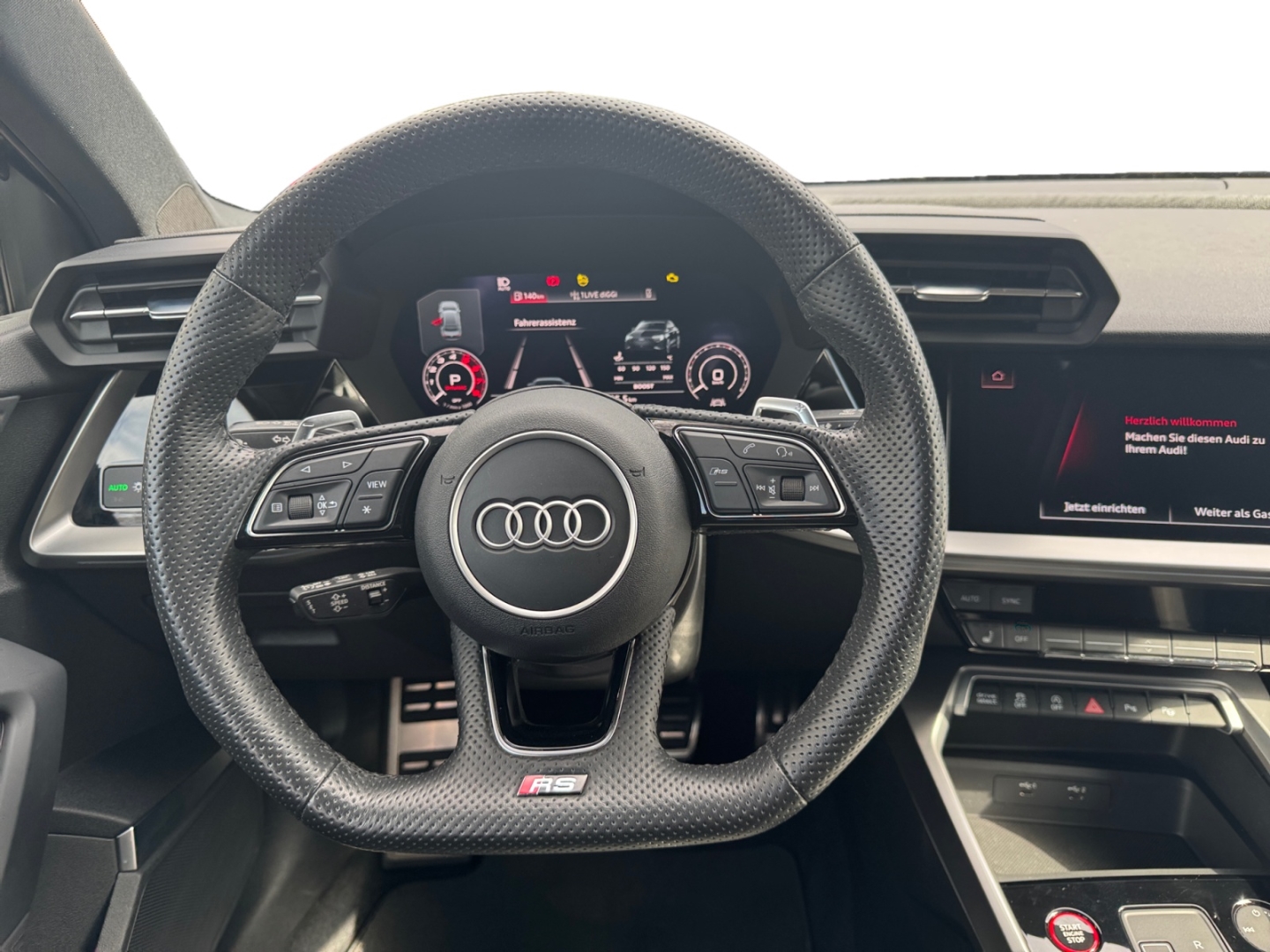 Audi RS3 Limousine quattro