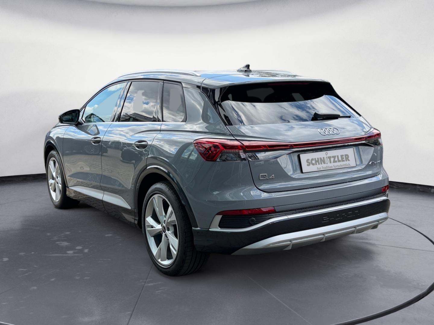 Audi Q4 e-tron S