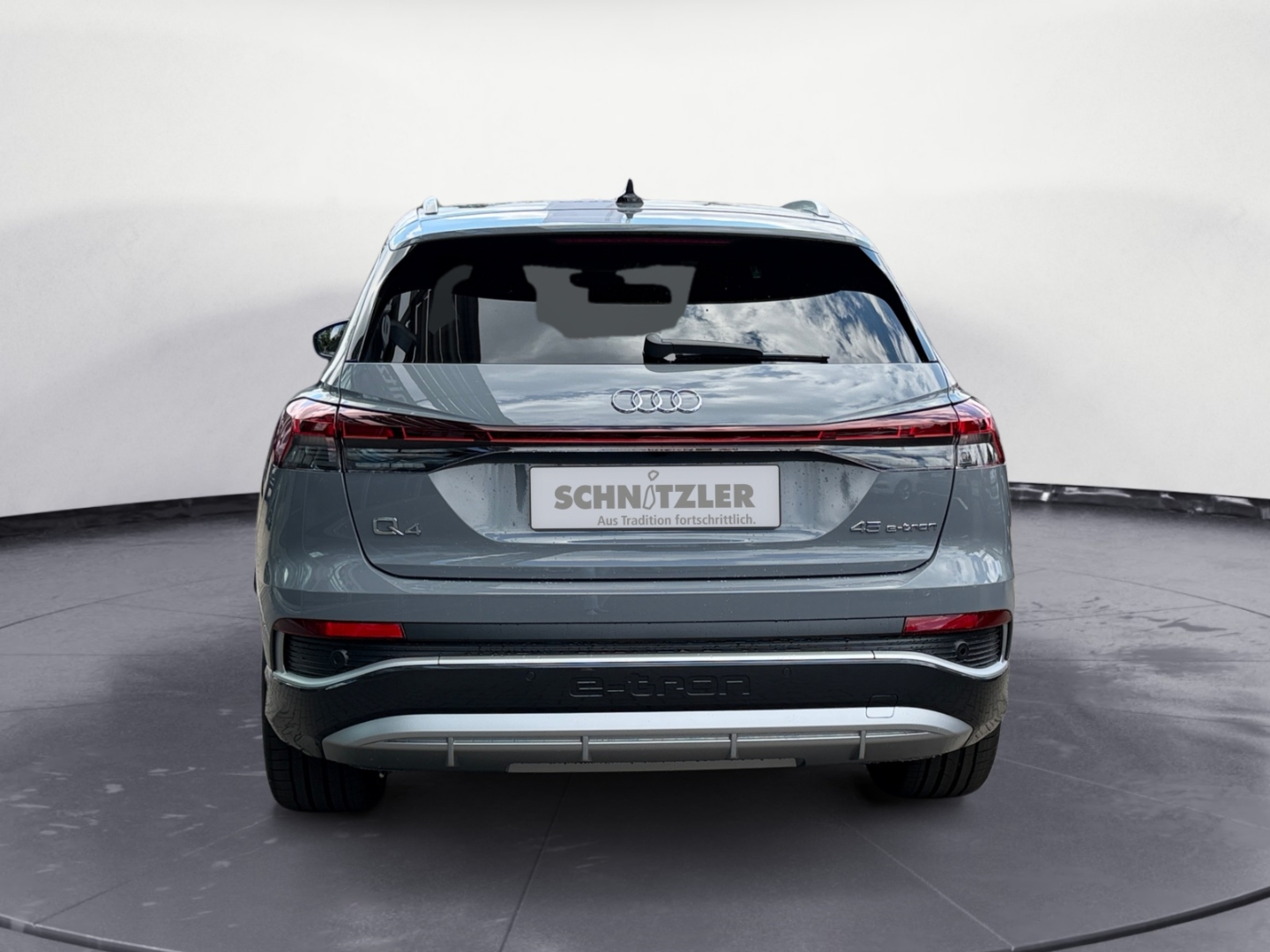 Audi Q4 e-tron S