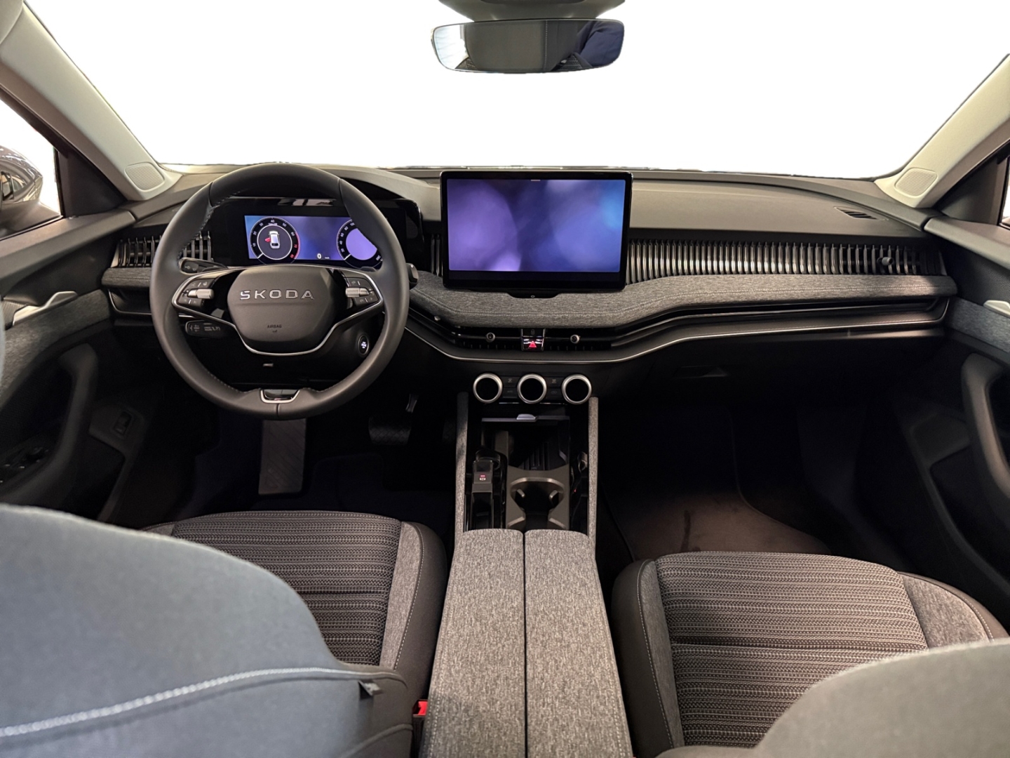 Skoda Superb Combi 1.5