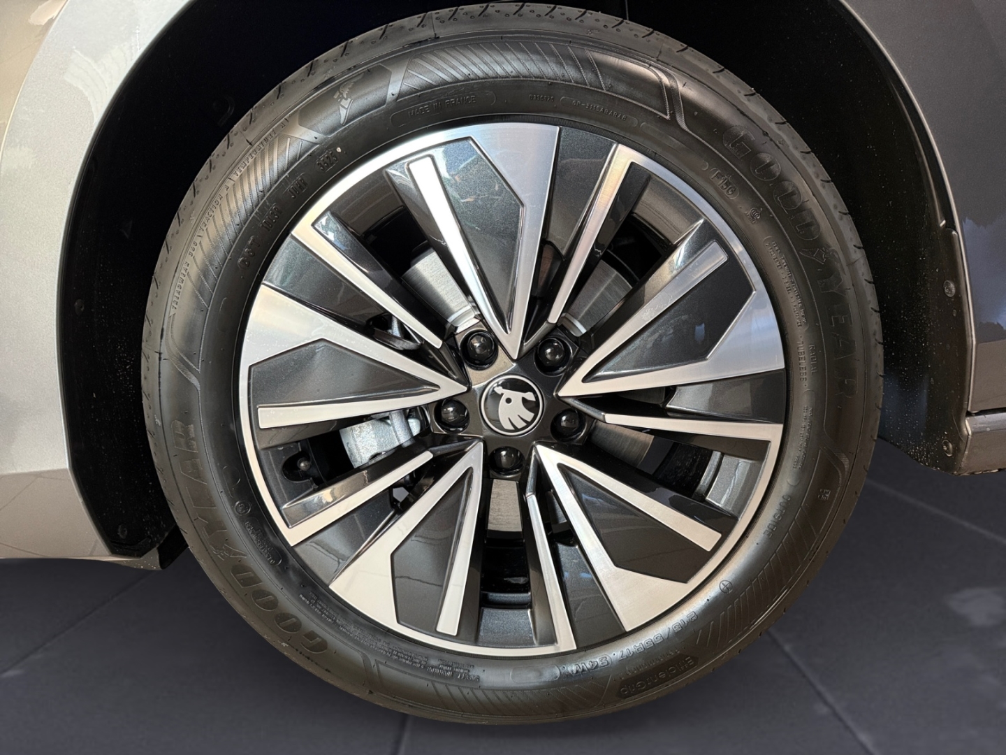 Skoda Superb Combi 1.5