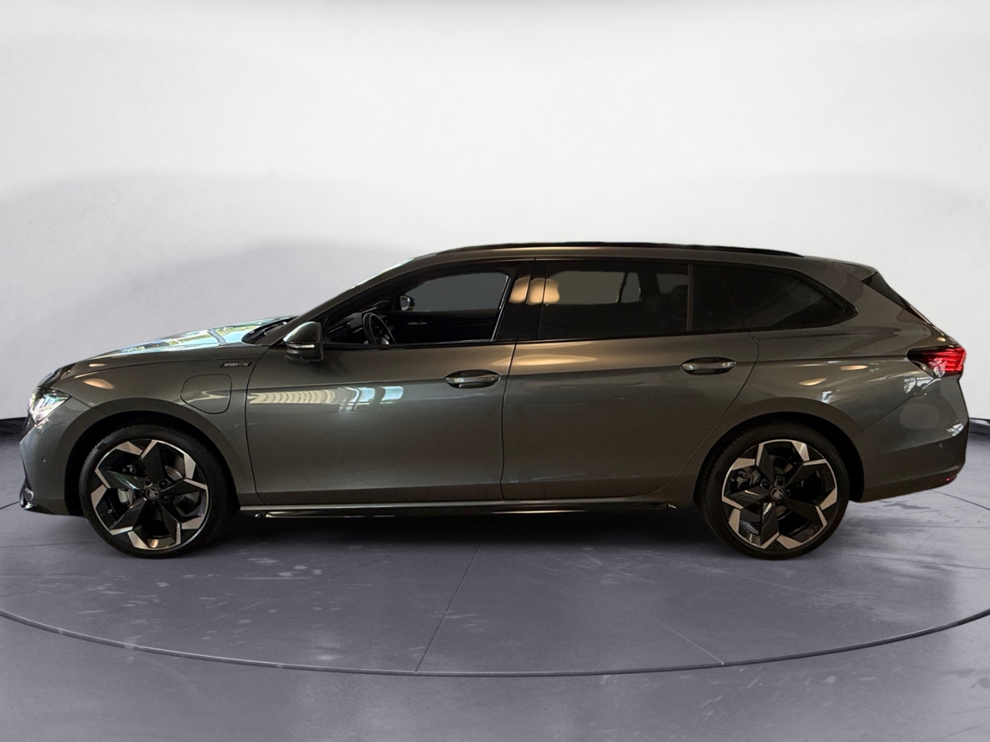 Skoda Superb Combi 1.5