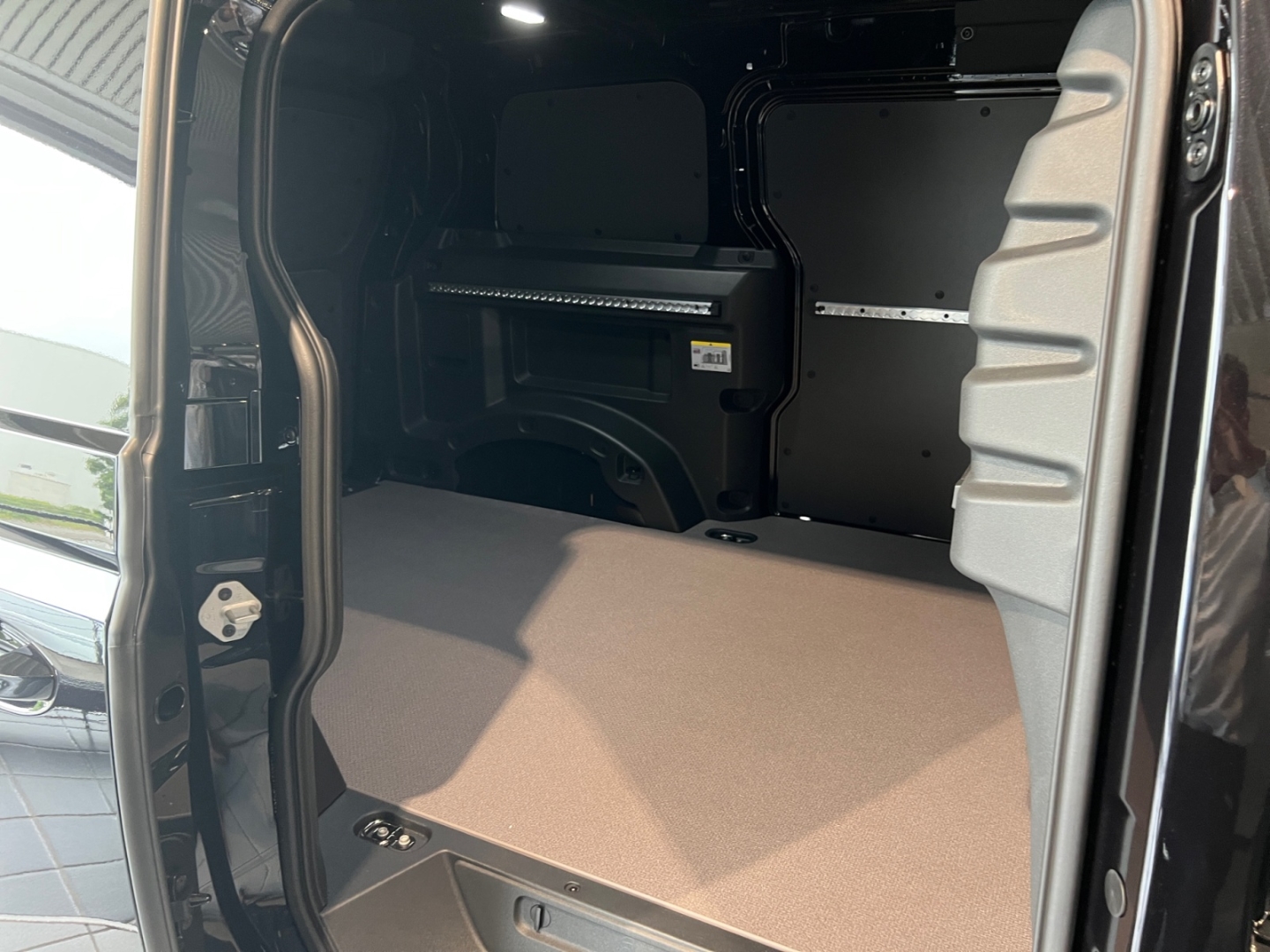 Volkswagen ID. Buzz Cargo