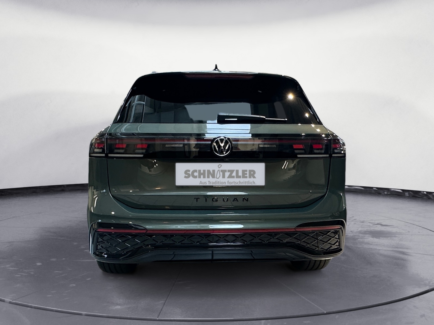 Volkswagen Tiguan R-Line1.5 eHybrid