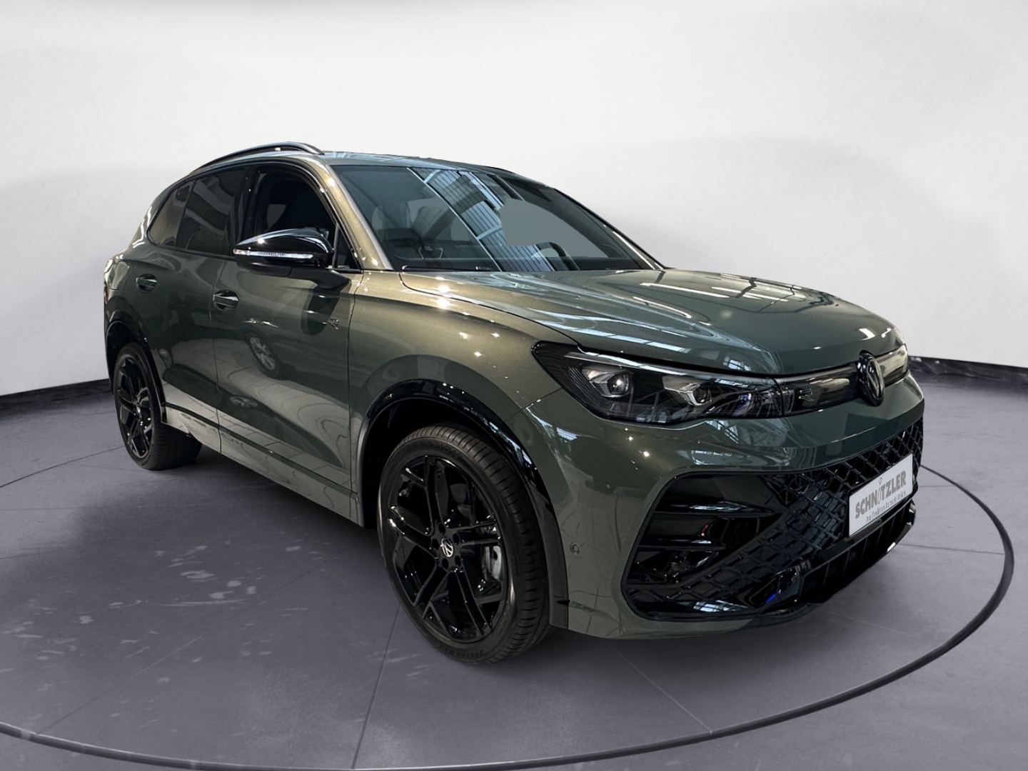 Volkswagen Tiguan R-Line1.5 eHybrid