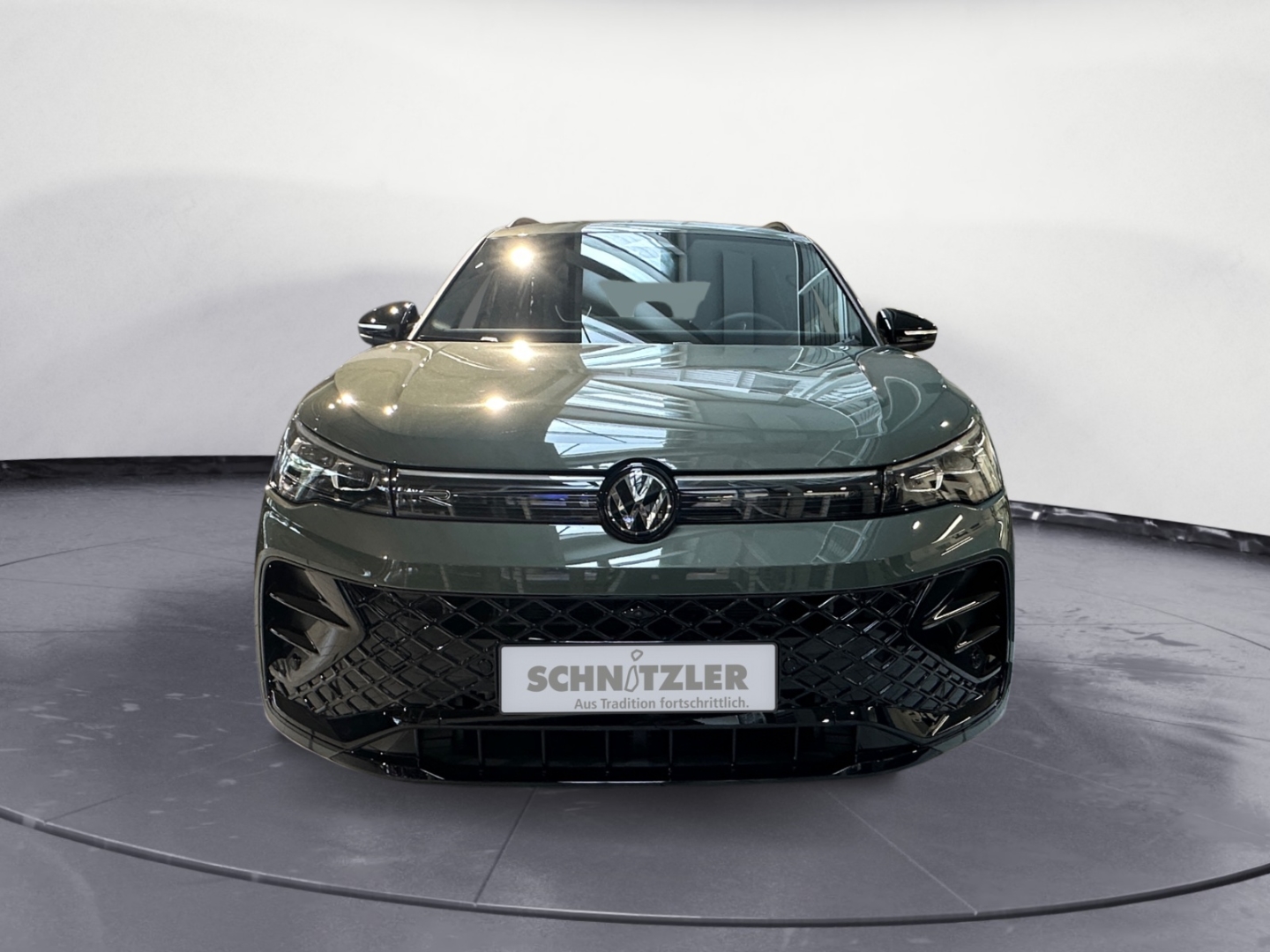 Volkswagen Tiguan R-Line1.5 eHybrid