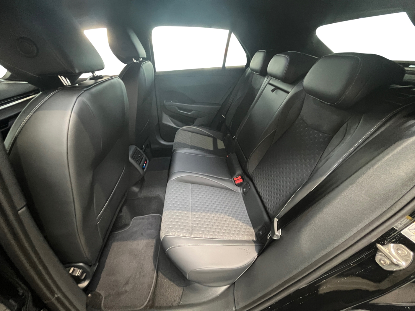 Volkswagen T-Roc R-Line 1.5