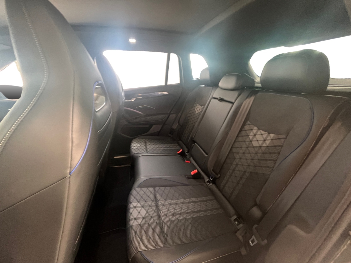 Volkswagen Tiguan R-Line 2.0