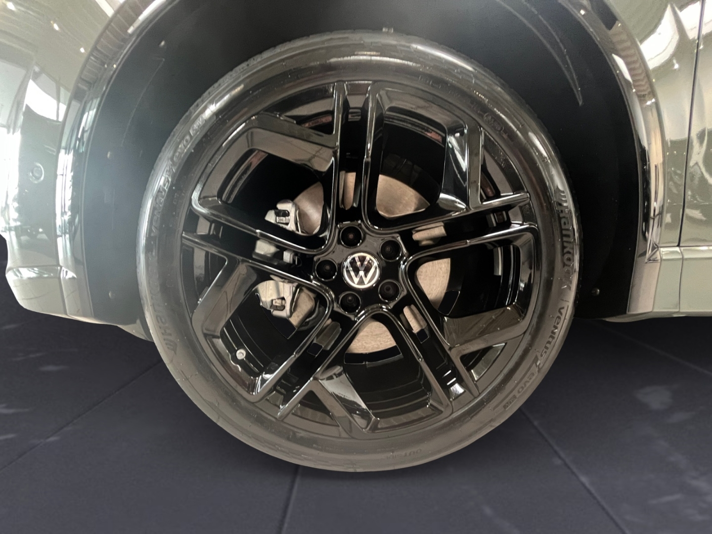 Volkswagen Tiguan R-Line 2.0