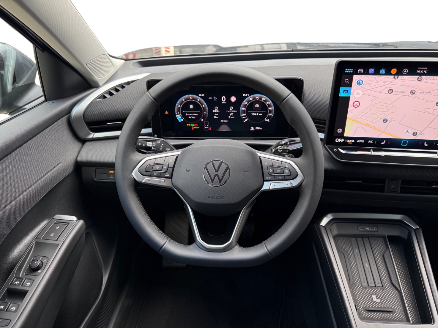 Volkswagen T-Roc 1.5 eTSI