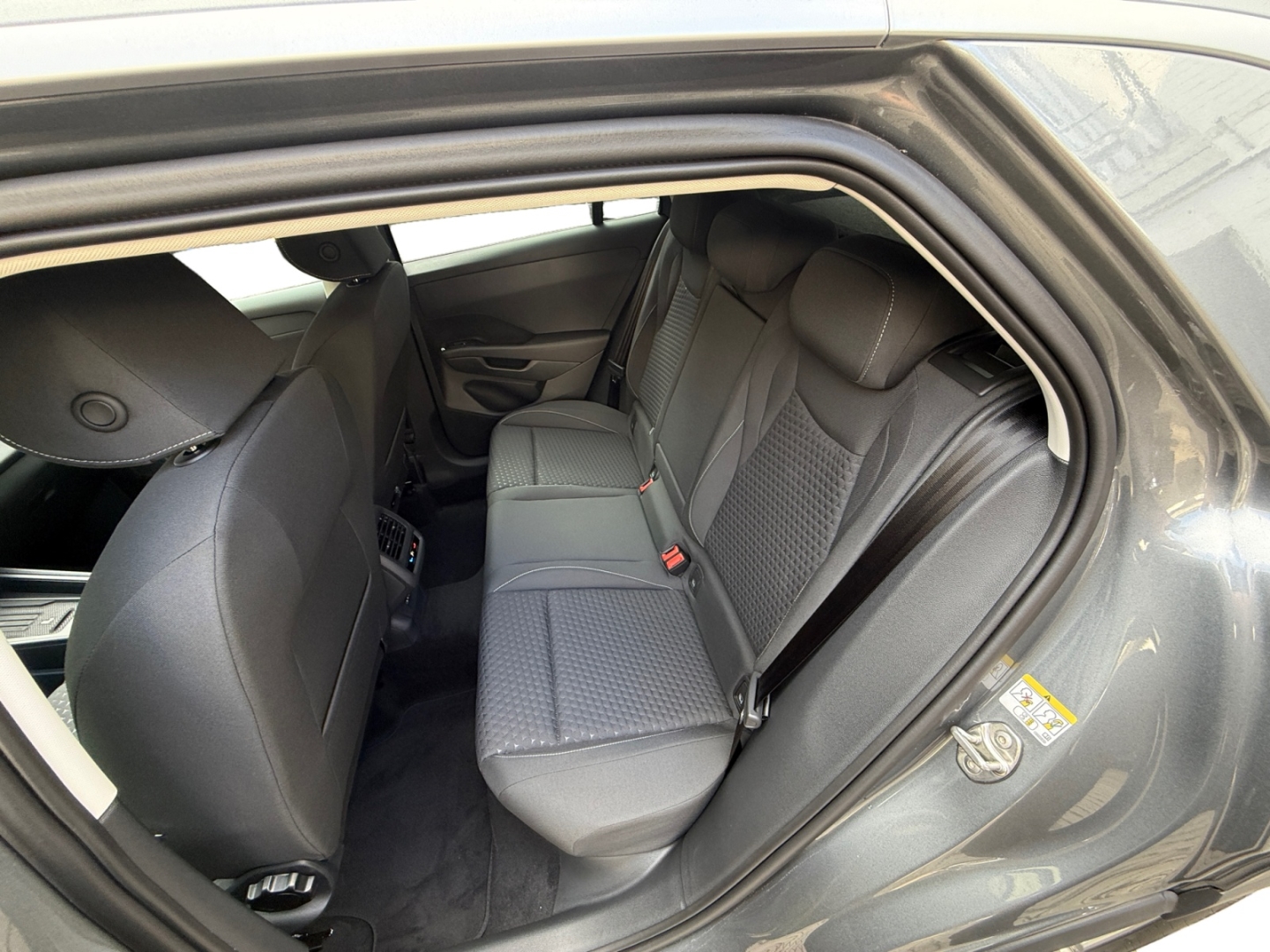 Volkswagen T-Roc 1.5 eTSI