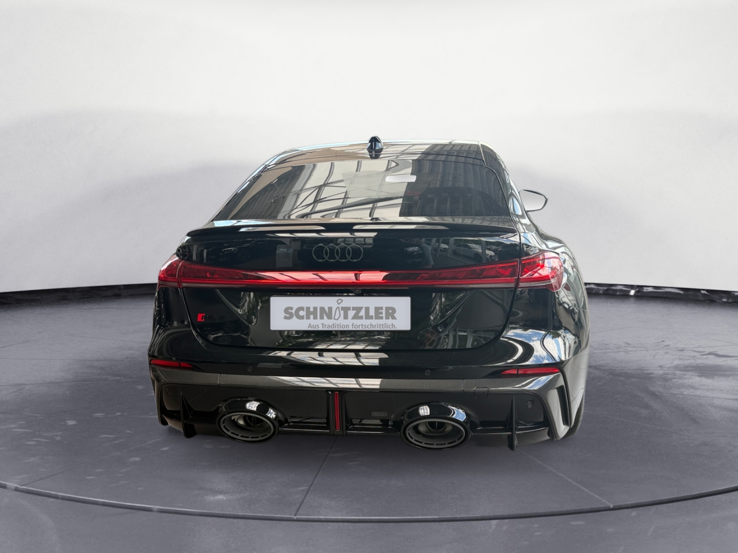 Audi RS5 Limousine 470