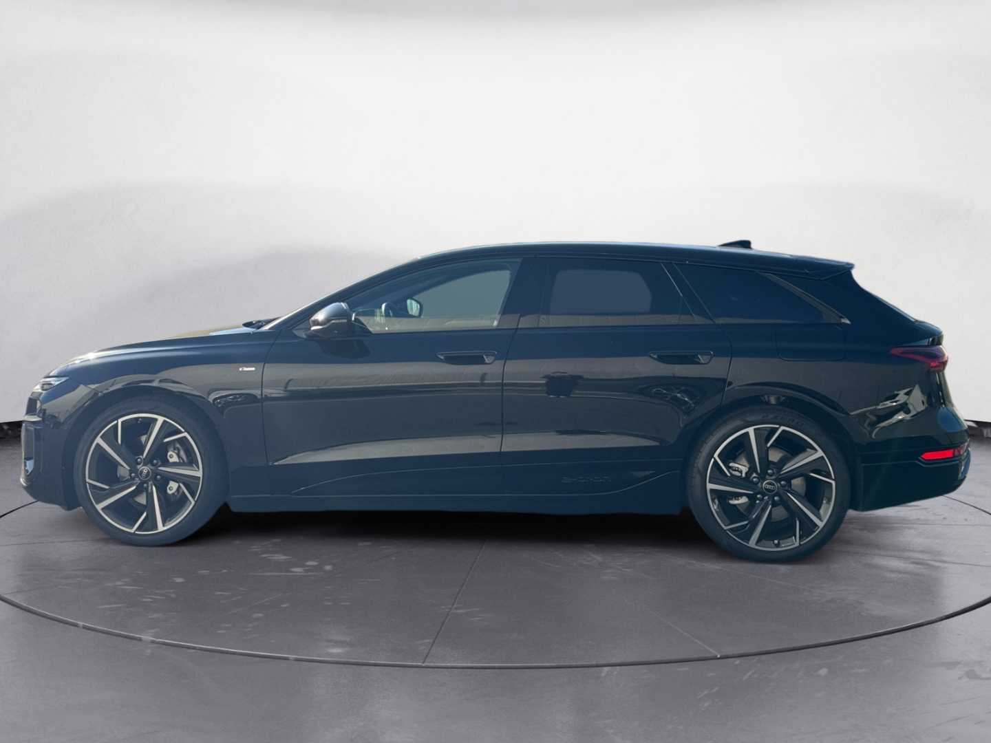 Audi A6 e-tron Avant