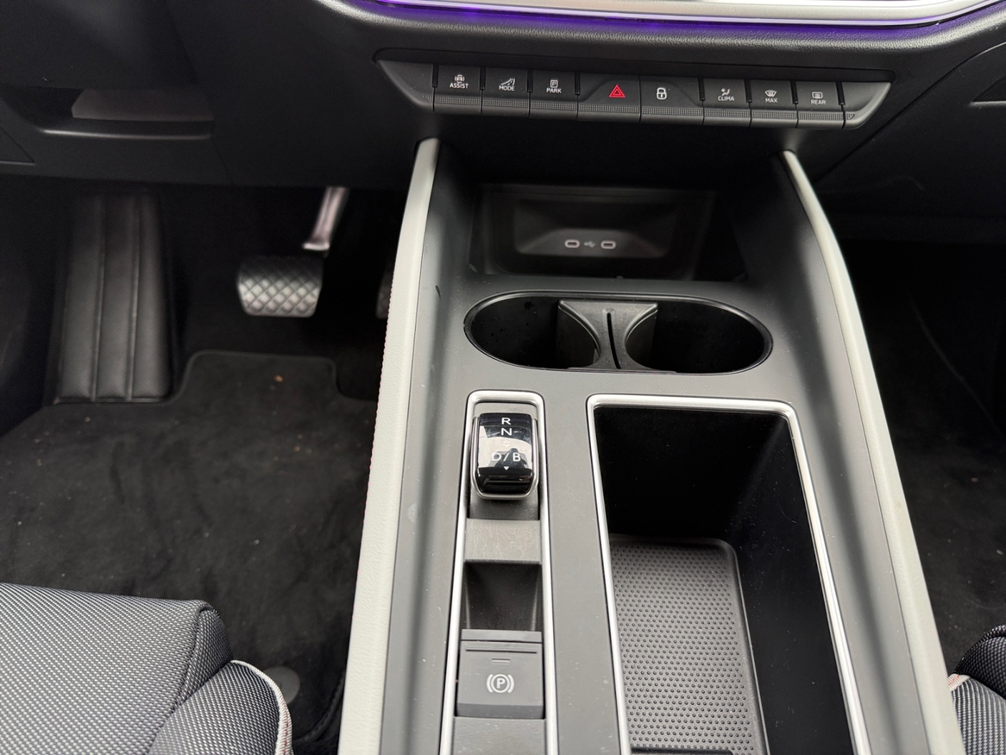 Skoda Elroq 85 360°/HUD/KESSY/LED/NAVI+++