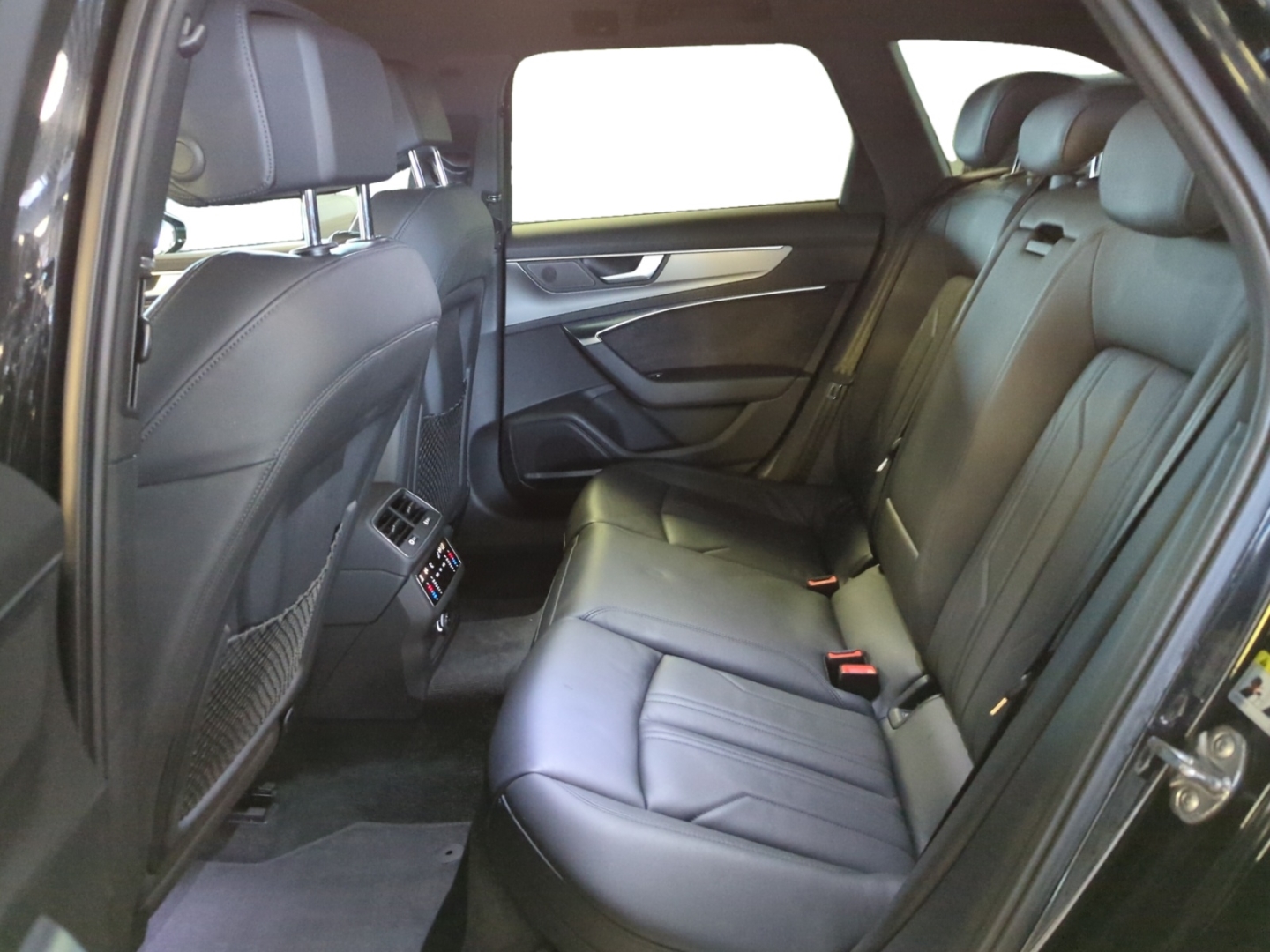 Audi A6 Avant S