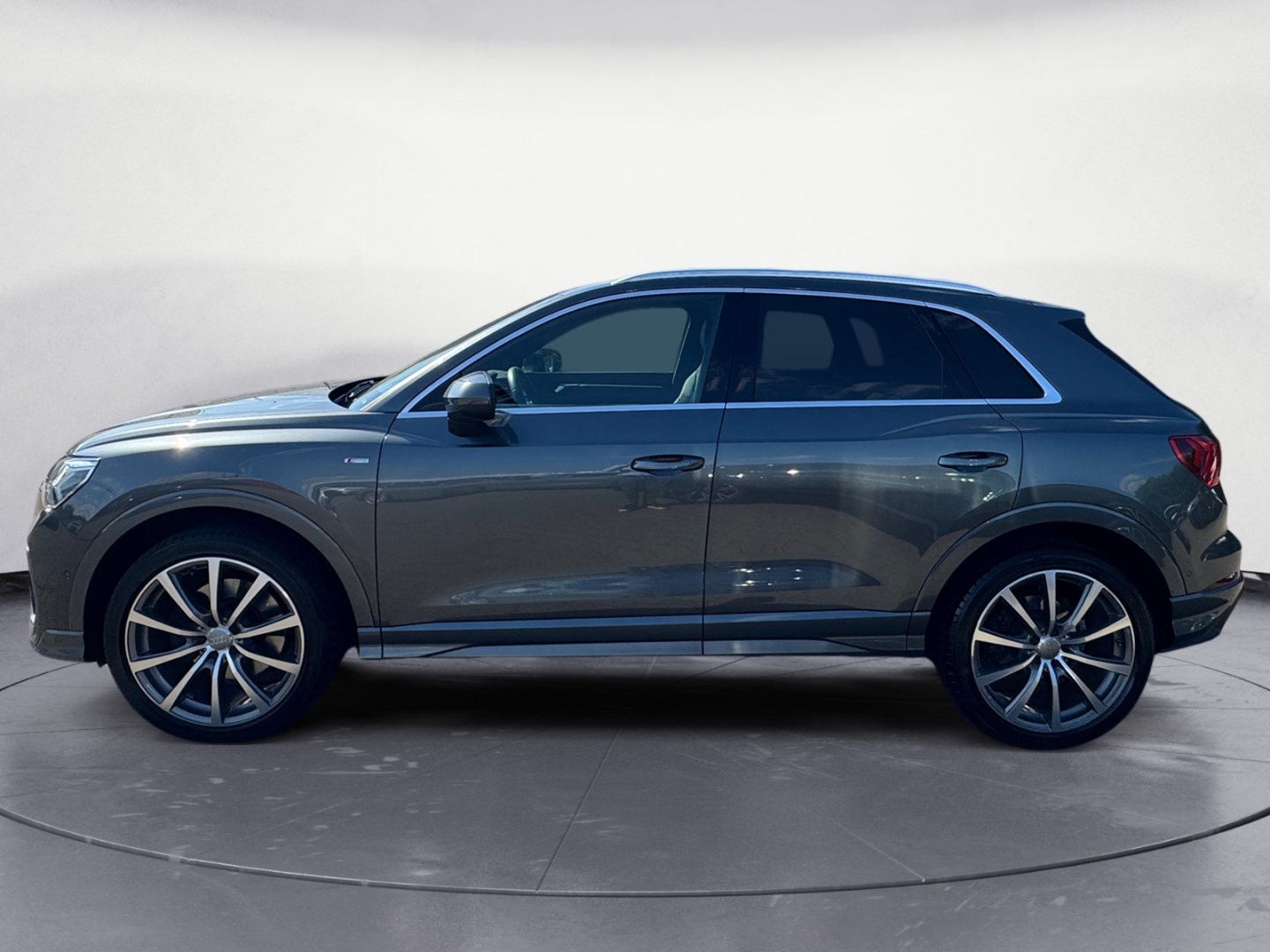 Audi Q3 S line