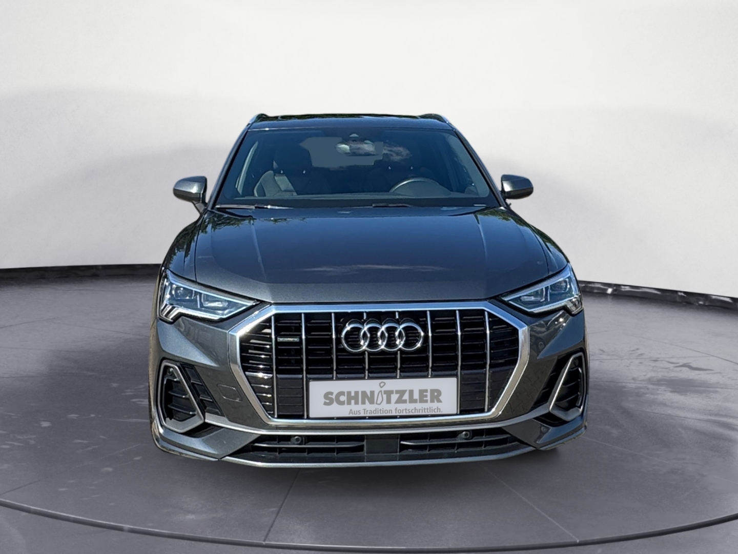 Audi Q3 S line